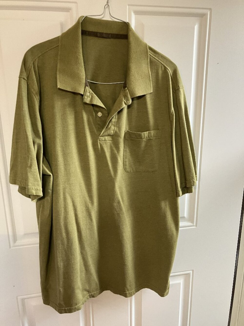 Men's Green Casual Pocket Button-up Shirt